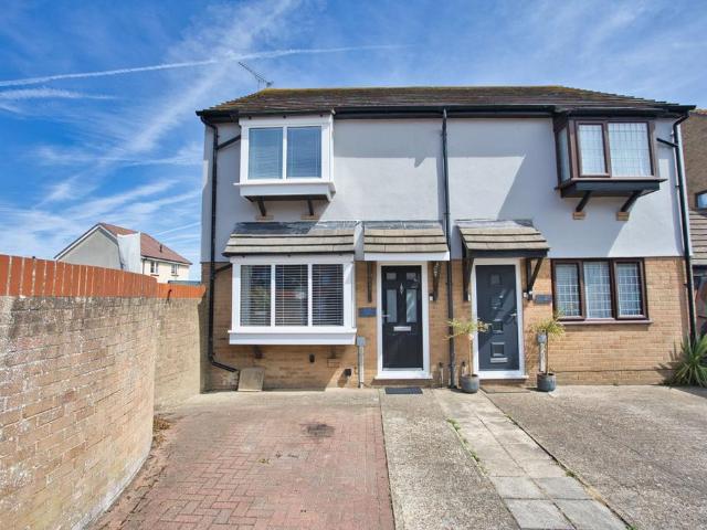 House for sale in Ash, Kent
