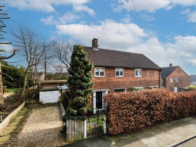 House for sale in Cookridge, West Yorkshire