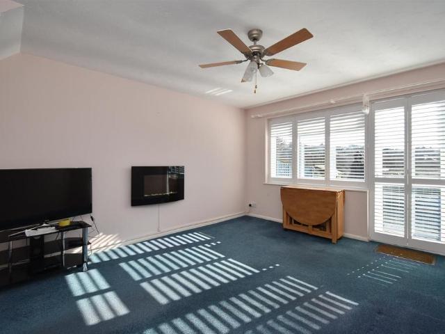 House for sale in Ore, Guestling Green