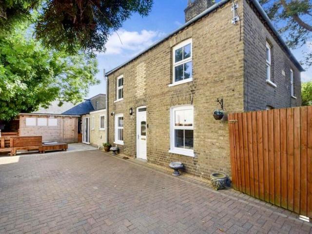 House for sale in Huntingdon, Cambridgeshire