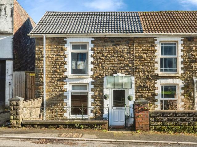 House for sale in Llanedi, Fforest