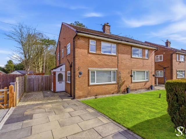House for sale in Knutsford
