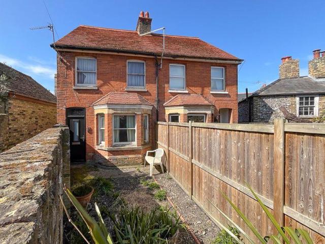 House for sale in Sandwich, Ash