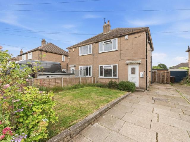 House for sale in Whitkirk, Austhorpe