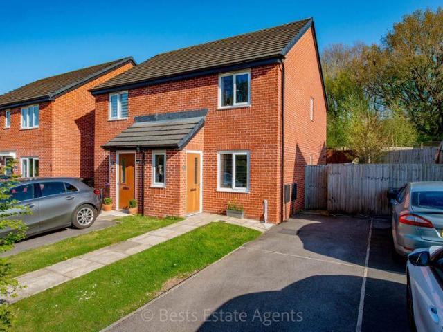House for sale in Castlefields, Halton
