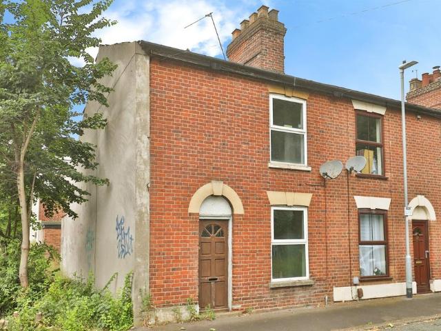 House for sale in New Catton, East Bank