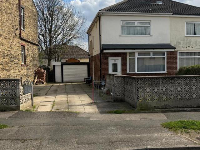 House for sale in West Bowling, West Yorkshire
