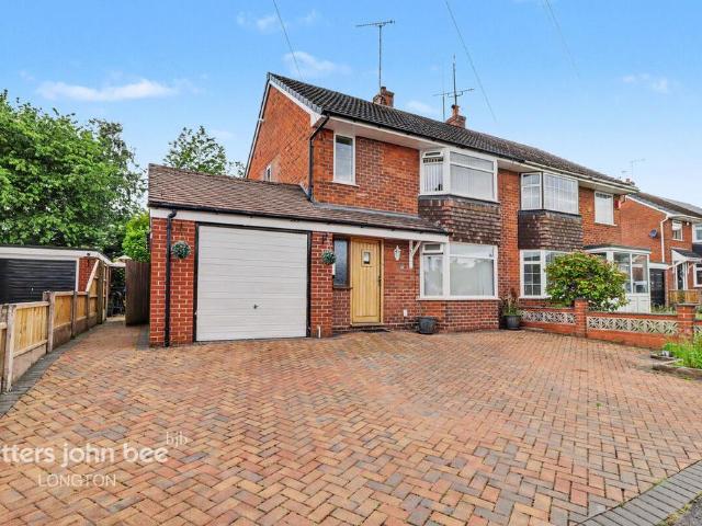 House for sale in Stoke-on-Trent