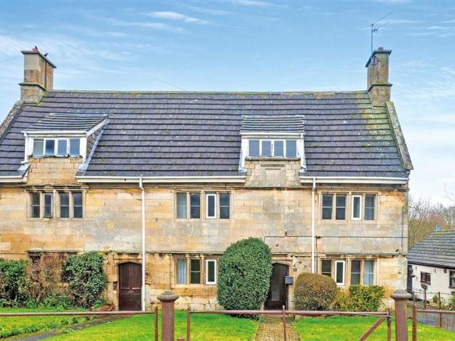 House for sale in Priors Hall Park, Weldon