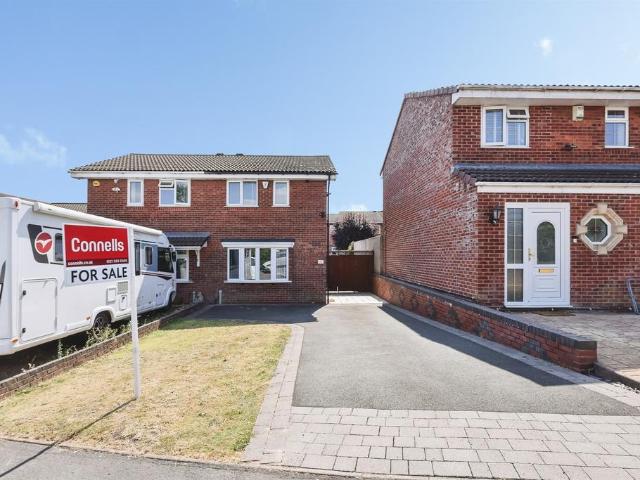 House for sale in Rounds Green, Tividale