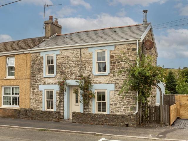 House for sale in Pembrey and Burry Port Town, Pembrey