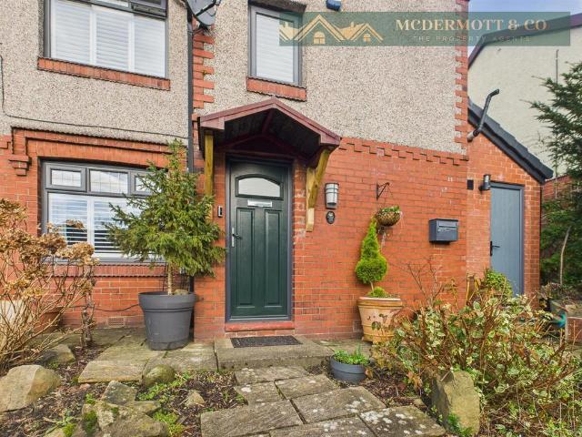 House for sale in Saddleworth, Pendock