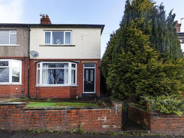 House for sale in Marsh, Milnsbridge