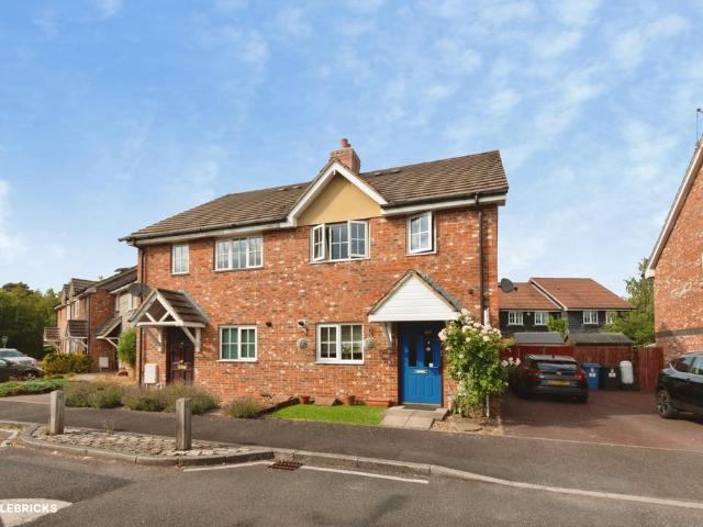 House for sale in Elvetham Heath, Hart