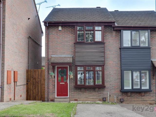 House for sale in Hackenthorpe, South Yorkshire