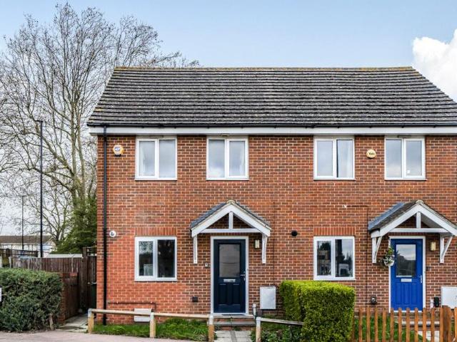 House for sale in Kidbrooke, Greater London