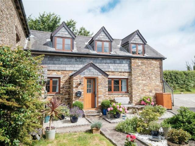 House for sale in Hessenford, Cornwall