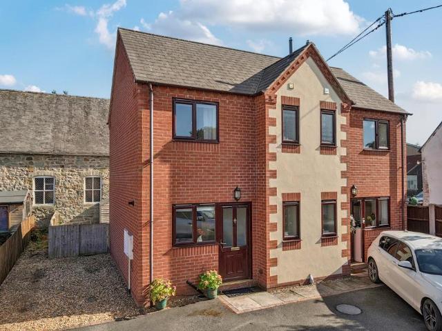 House for sale in Berriew, Wales