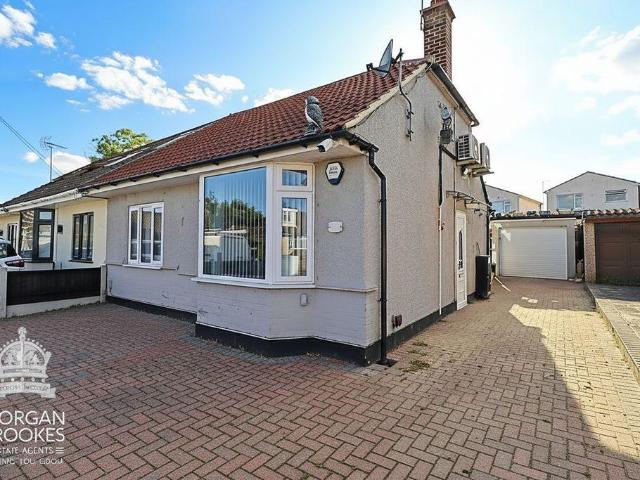 House for sale in Hadleigh, Castle Point