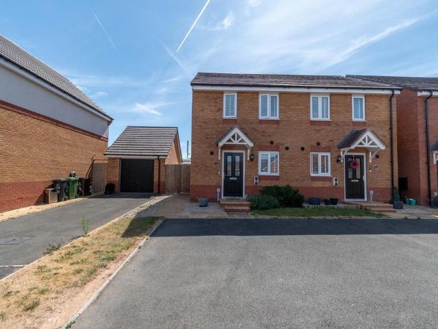 House for sale in Pelsall, West Midlands