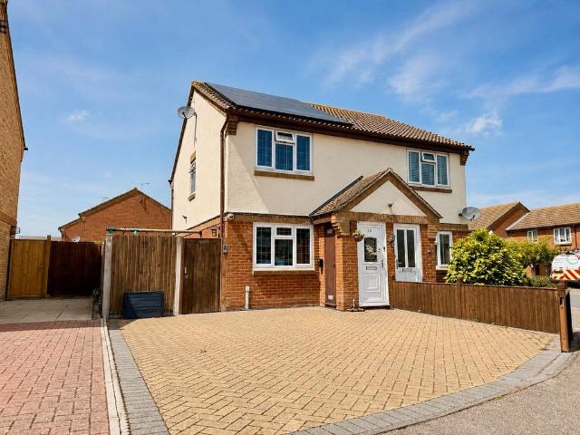 House for sale in Upchurch, Oad Street