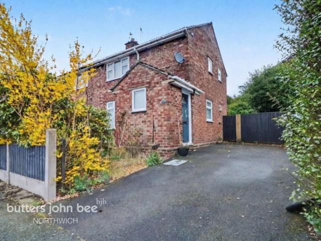 House for sale in Barnton, Cheshire