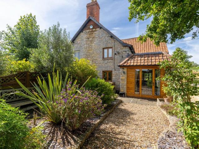 House for sale in Butleigh, Somerset