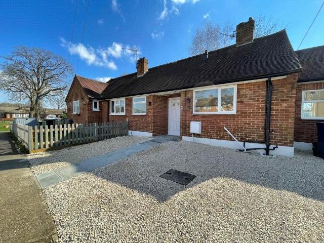 House for sale in Binscombe, Waverley