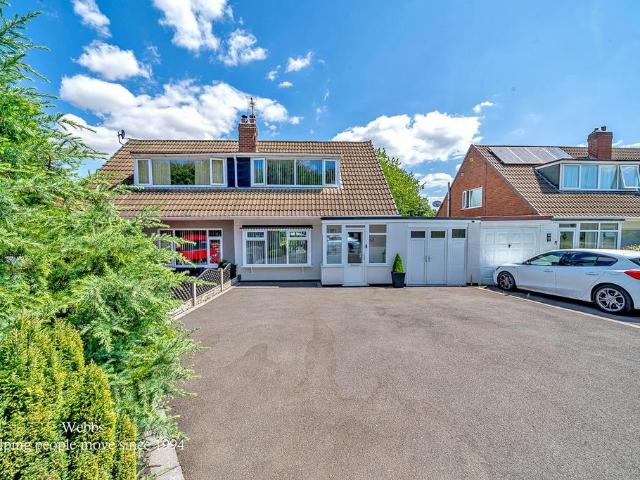 House for sale in West Midlands