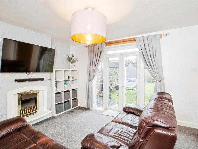 House for sale in Fountainhead, West Yorkshire
