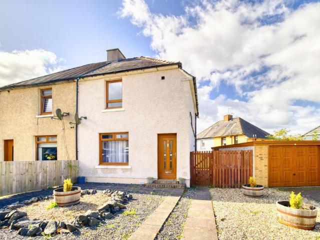 House for sale in Fauldhouse, West Lothian