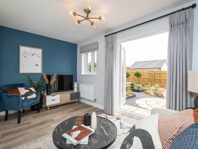 House for sale in Frinton and Walton, Dale Hill