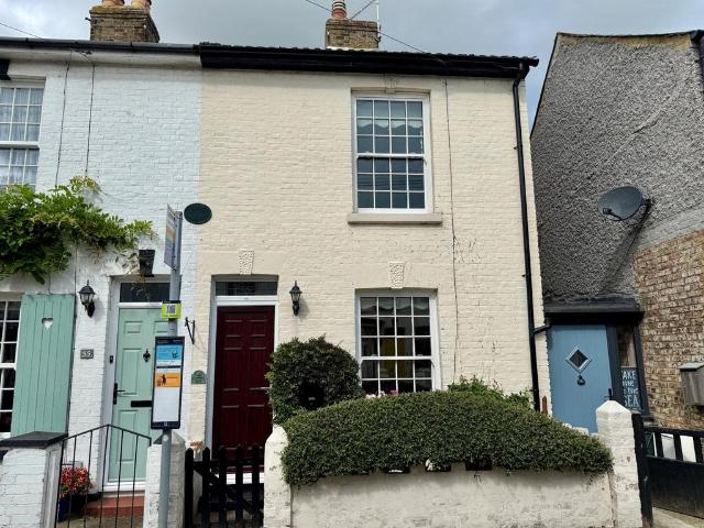 House for sale in Middle Deal, Ash