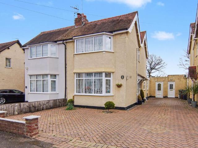 House for sale in Meriden, West Midlands