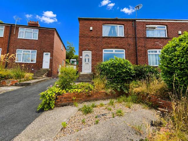 House for sale in Farnley, West Yorkshire