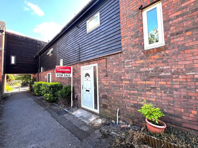 House for sale in Bushey