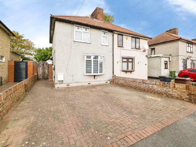 House for sale in Becontree, Greater London