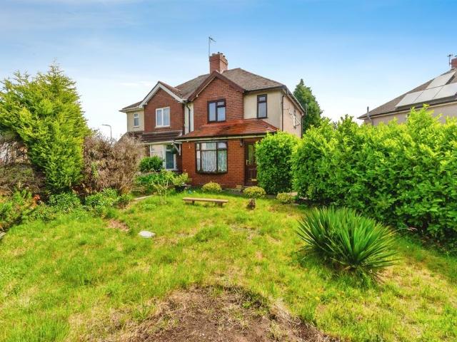 House for sale in Chadsmoor, Staffordshire