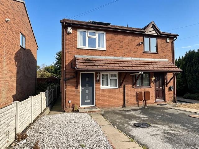 House for sale in Dudley Port, West Midlands