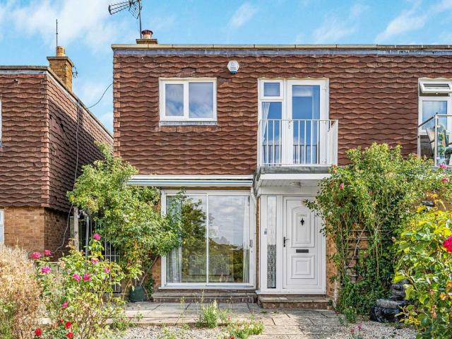 House for sale in Golden Valley, Gloucestershire