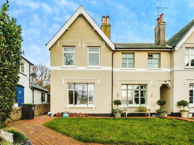 House for sale in Fishersgate, West Sussex