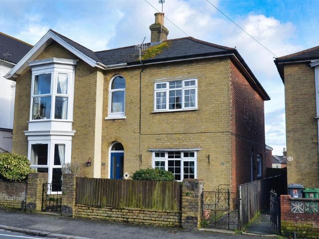 House for sale in Binstead, Ryde