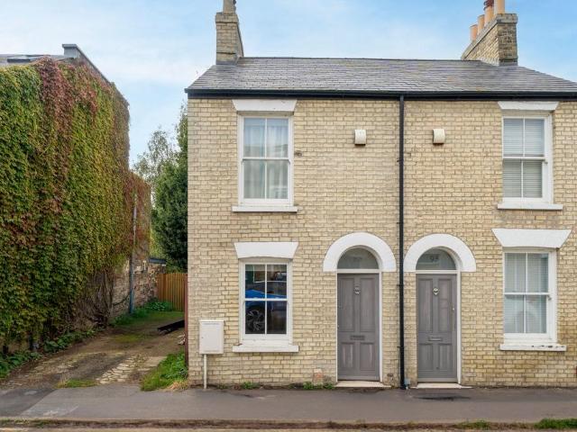 House for sale in Arbury, Cambridgeshire