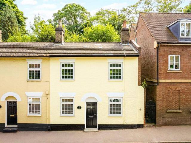 House for sale in King's Walden, Hertfordshire