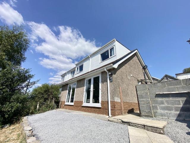 House for sale in Llansamlet, Wales