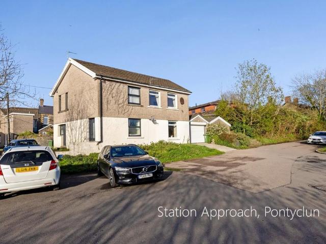 House for sale in Pontyclun, Wales