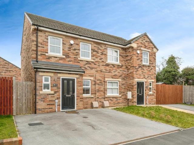 House for sale in Fishlake, South Yorkshire