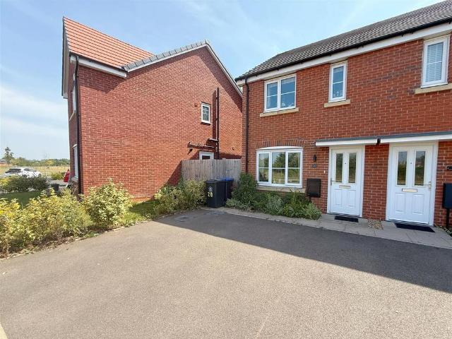 House for sale in Alderminster, Warwickshire