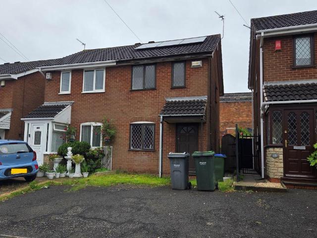 House for sale in Oldbury, West Midlands