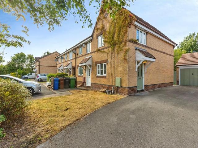 House for sale in Bridgehall, Cheadle Hulme
